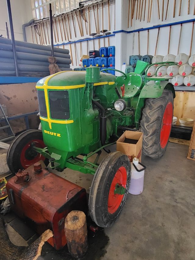 lote amplio de antigüedades