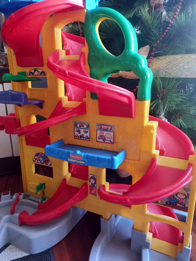 Parking Fisher Price Little People