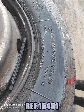REF.16401 llantas y neumaticos Renault Midliner M