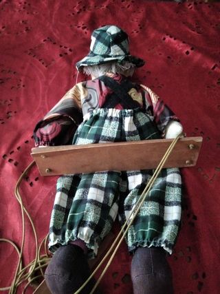 pagliaccio con faccia di ceramica