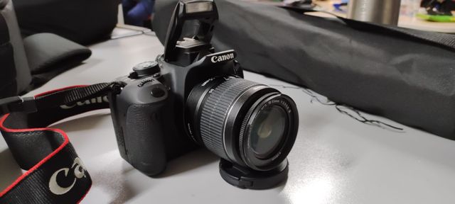 Canon EOS 700D EF 18-55 DC III