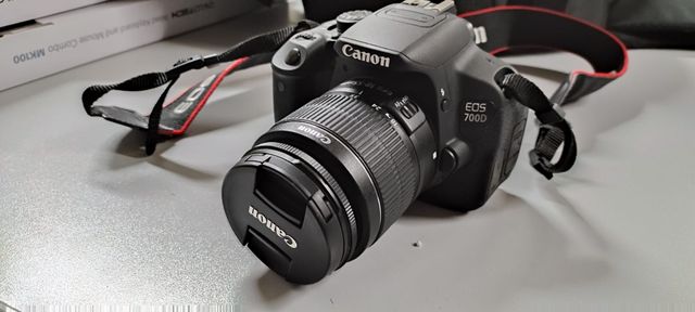Canon EOS 700D EF 18-55 DC III