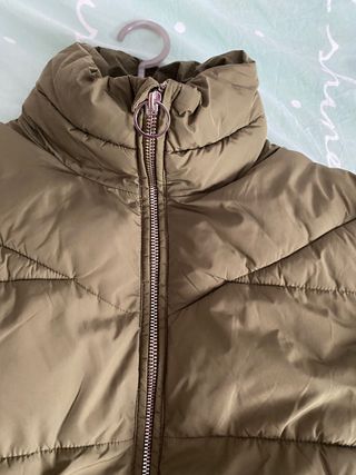 Cazadora bomber. Berska. Talla M