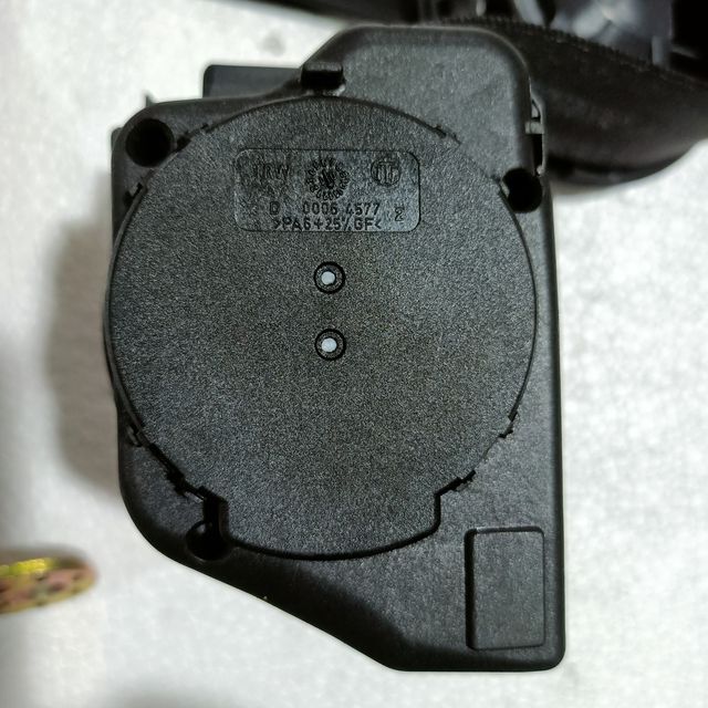 CINTURON DE SEGURIDAD TRASERO IZQUIERDO AUDI A6 C5
