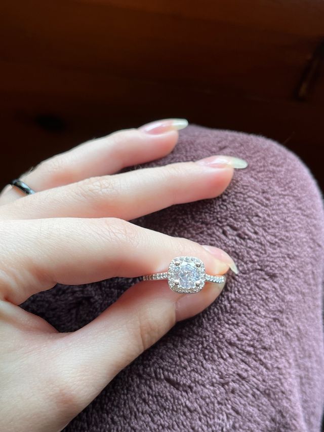 Anillo de plata 925 y circonita