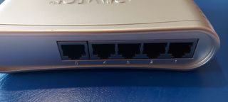 switch SMC networks EZ . 5 puertos