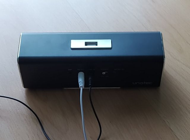 MINI ALTAVOCES ESTEREO MARCA UNOTEC