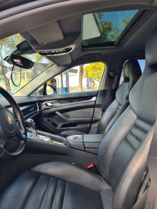 Porsche Panamera 2012
