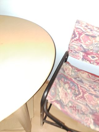 Mesa camilla y silla