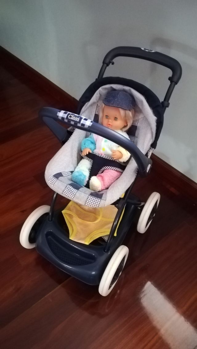 STYLO CLASS CON MUÑECO INCLUIDO.