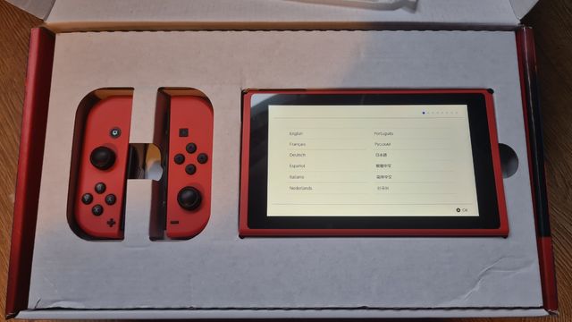 Nintendo switch EDICIÓN ESPECIAL MARIO ROJO Y AZUL