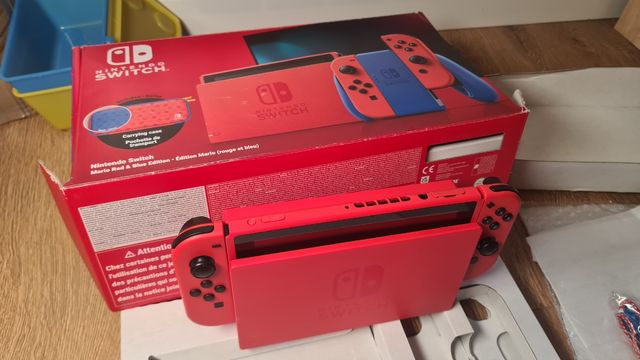 Nintendo switch EDICIÓN ESPECIAL MARIO ROJO Y AZUL