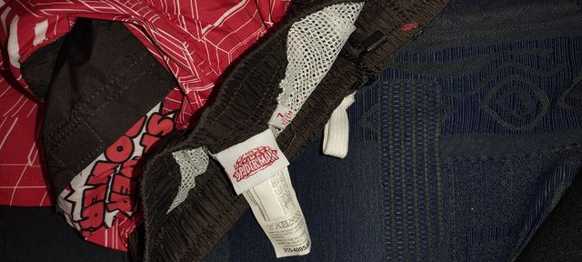 Costume pantaloncino spiderman rosso