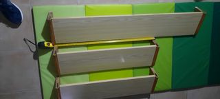 3 Estanterías de madera