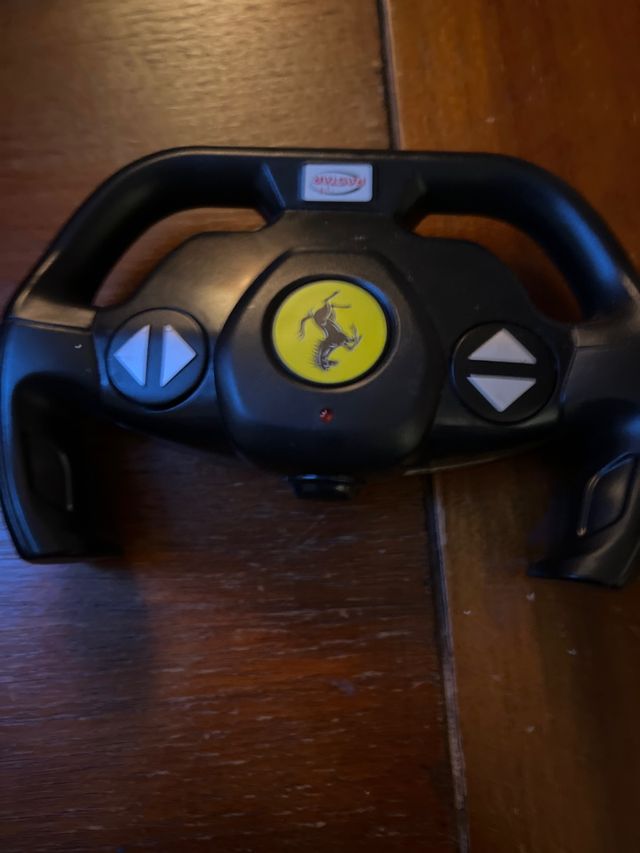 Coche teledirigido de Ferrari