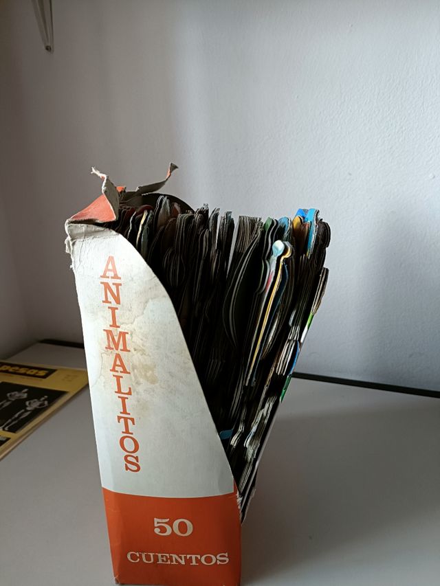 Cuentos Troquelados animales años 80