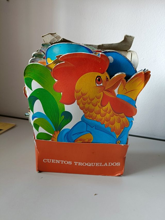 Cuentos Troquelados animales años 80