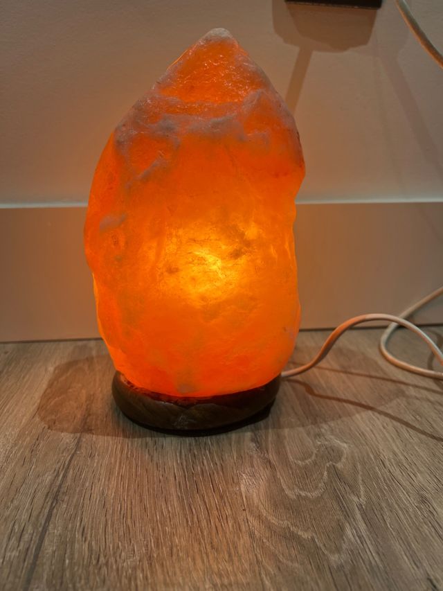 Lámpara de sal. Nueva usada un día