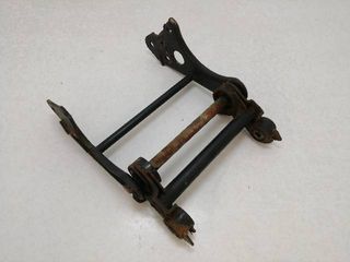SOPORTE MOTOR Yamaha MAJESTY 125 2003