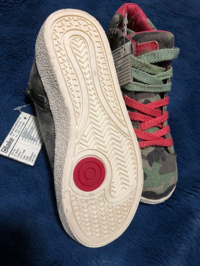 Zapatilla niña nuevas