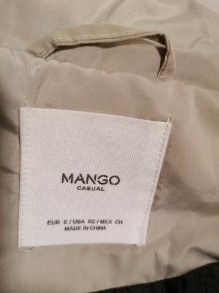 Parka plumifero beige claro Mango