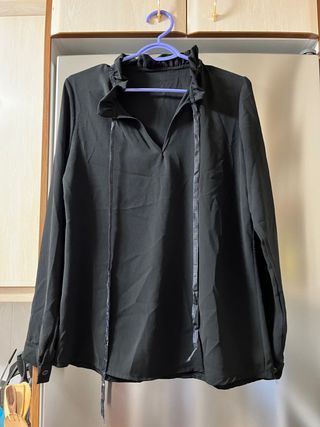 Blusa negra