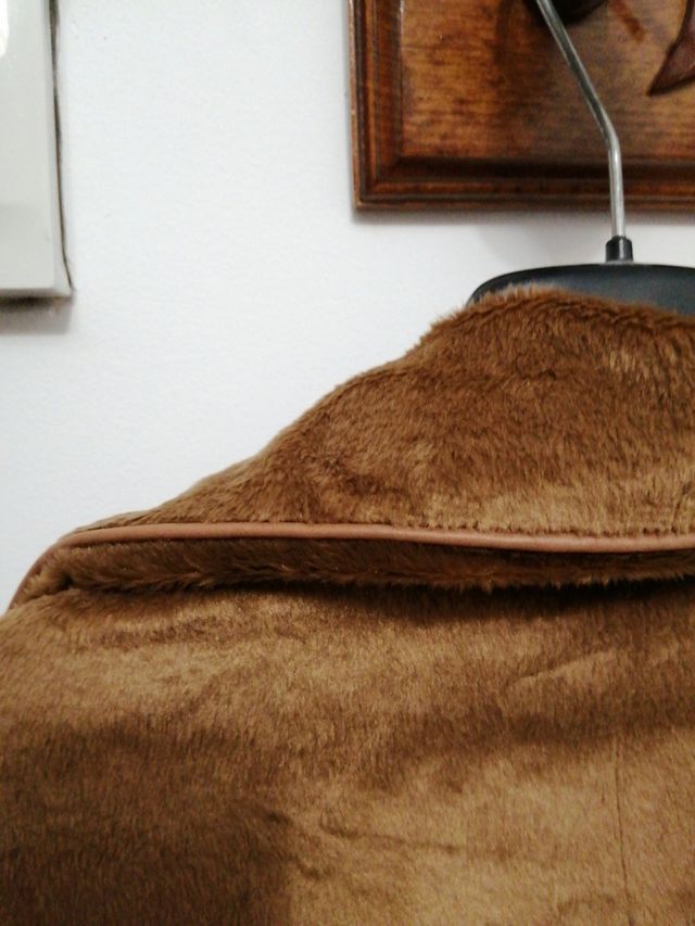 Abrigo de terciopelo