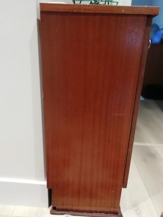 Mueble armario bajo