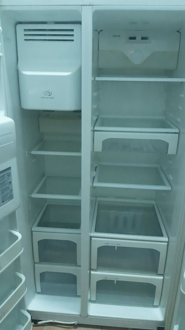 NEVERA AMERICABA LG, DISP DE AGUA Y HIELO