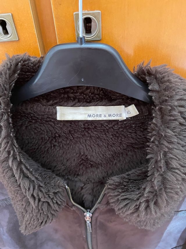 Cazadora de Chica Marrón