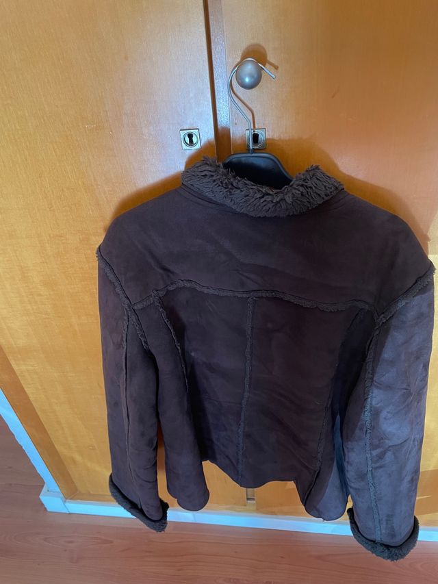 Cazadora de Chica Marrón