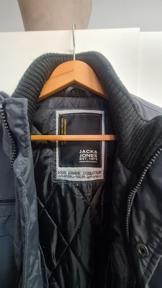 JACK & JONES