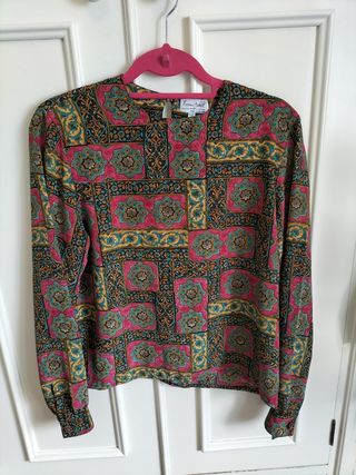 Blusa vintage estampada satén