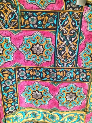 Blusa vintage estampada satén