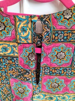 Blusa vintage estampada satén