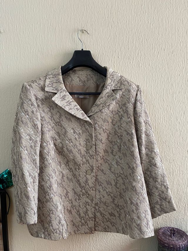 Blazer nude estampada- saga 