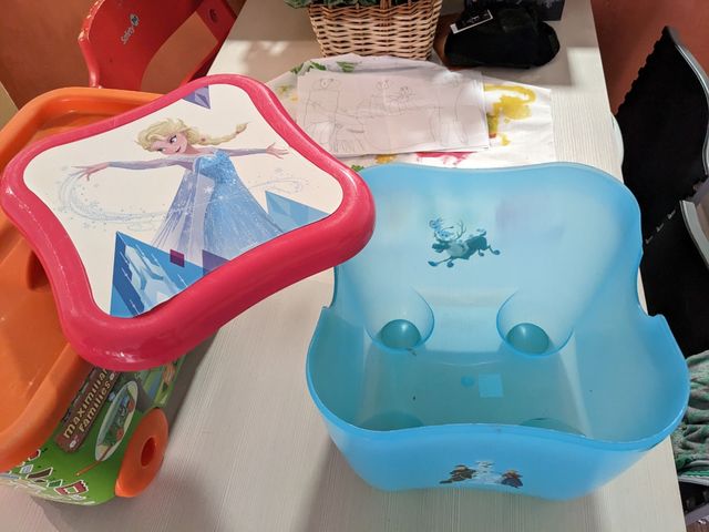 Caja/taburete Frozen