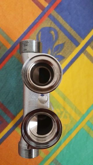 Collettore componibile 3/4" 2+2 
