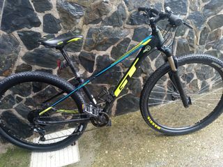 bici mtb GT avalanche expert 2018