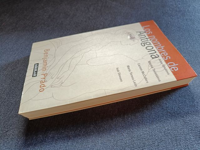 Los nombres de Antígona