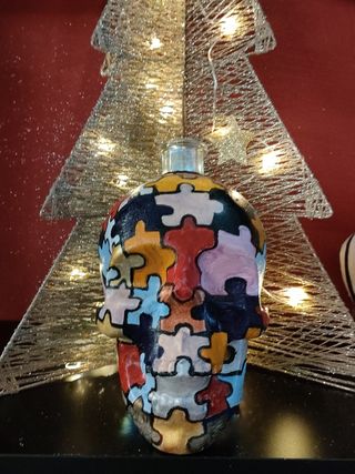 Teschio Decorato a Mano Da Artista