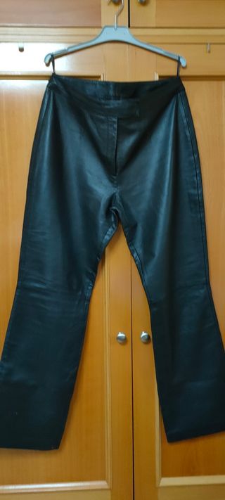Pantalón piel genuina 
