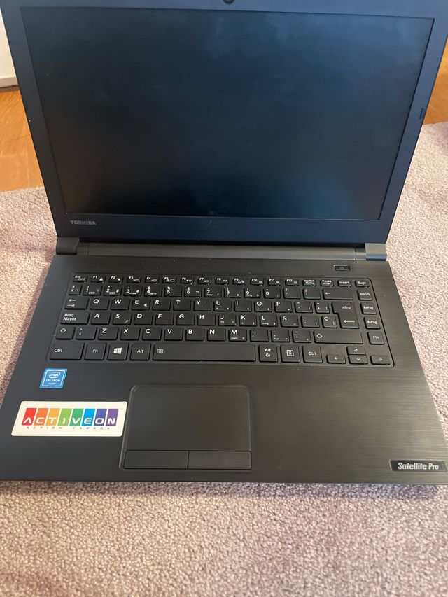 Portatil Toshiba satelite pro