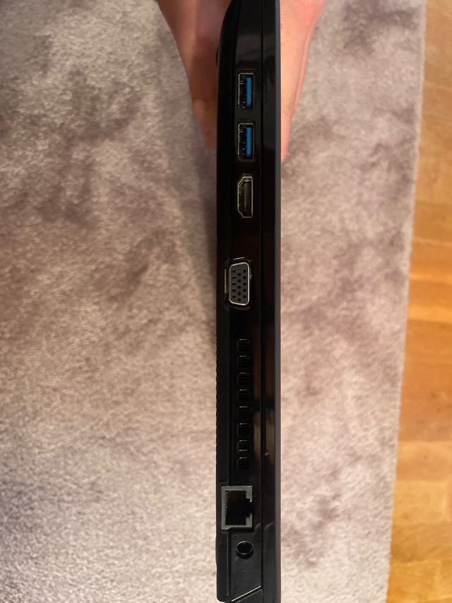 Portatil Toshiba satelite pro