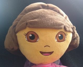 peluche interactivo Dora la exploradora 