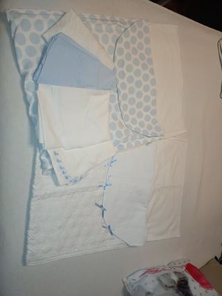 Conjunto sacos + sábanas para minicuna