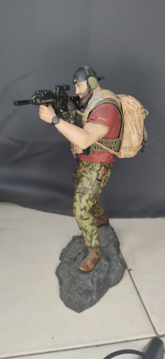 FIGURA GHOST RECOND