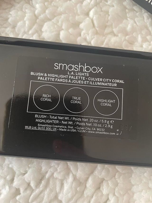 Palette blush e illuminante in Culver City Coral