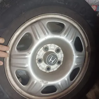 4 ruedas completas  Honda CRV