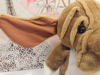 PERRITO DE PELUCHE 
MIDE: 42 CM